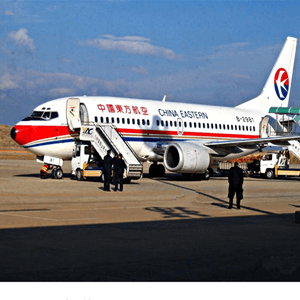 阿拉善机场托运航空快运业稳步发展的原因是什么？